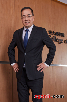 深圳市智能化學(xué)會(huì)科創(chuàng)系統(tǒng)專委會(huì)會(huì)長 張義