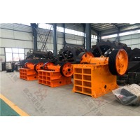 河南顎式粉碎機設備結構